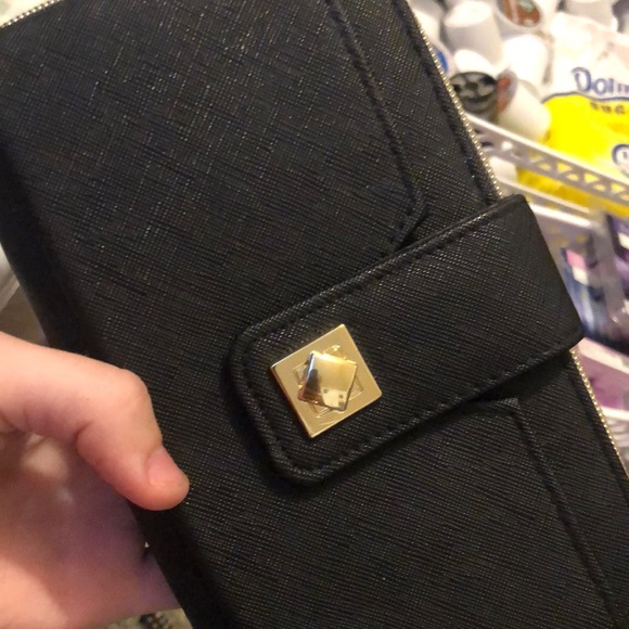 Wallet - Picture 3 of 3